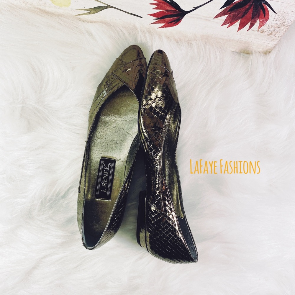 PEWTER J. RENEE FLATS**** EUC - Picture 3 of 7